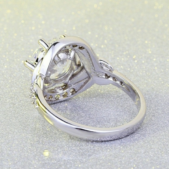 New S925 SP White Sapphire Ring Sizes 7 & 8 - Picture 3 of 8